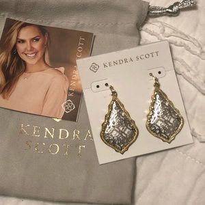 Kendra Scott Addie Earrings